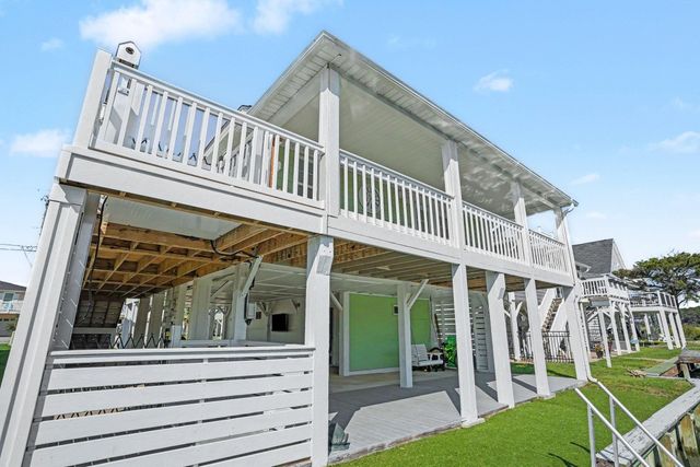 412 35th Ave. N, North Myrtle Beach, SC 29582