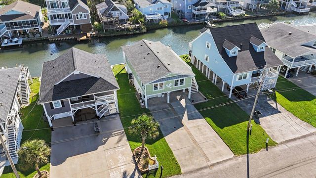 412 35th Ave. N, North Myrtle Beach, SC 29582