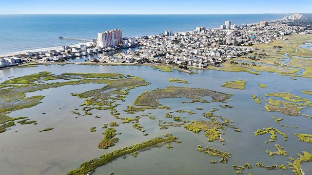 412 35th Ave. N, North Myrtle Beach, SC 29582