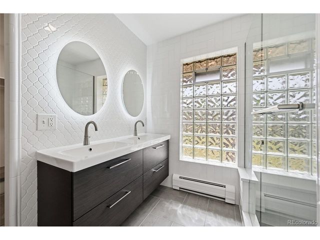 3742 S Grape St, Denver, CO 80237