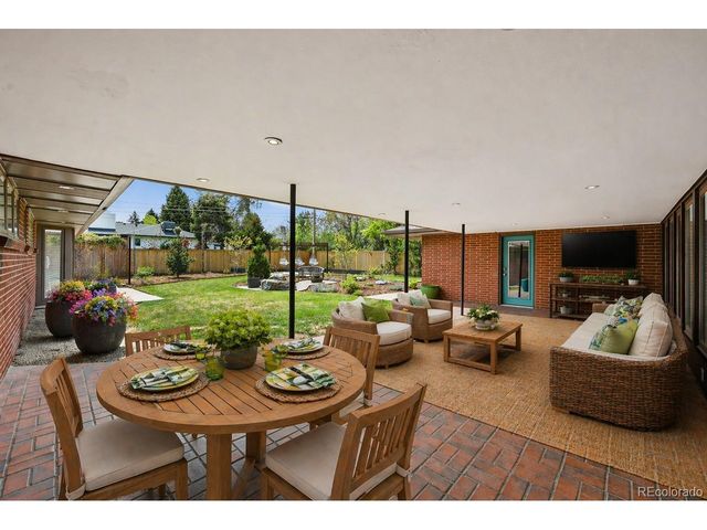 3742 S Grape St, Denver, CO 80237