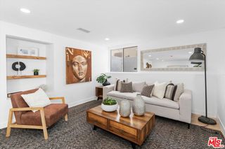 3815 W 60th Street, Los Angeles, CA 90043