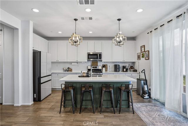 474 MISTYBLUE Court, Hemet, CA 92543