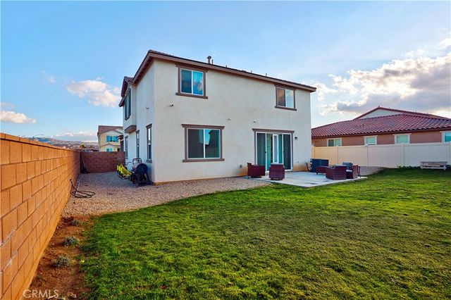 474 MISTYBLUE Court, Hemet, CA 92543