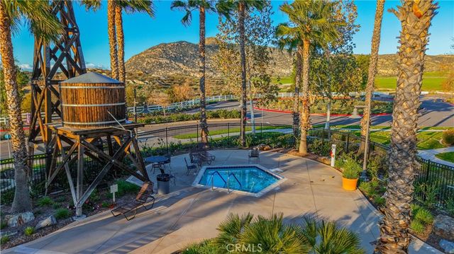 474 MISTYBLUE Court, Hemet, CA 92543