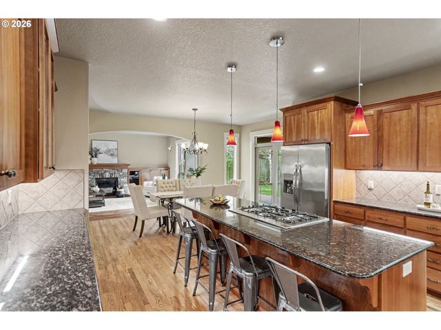 5428 SWALLOWTAIL St, Salem, OR 97306