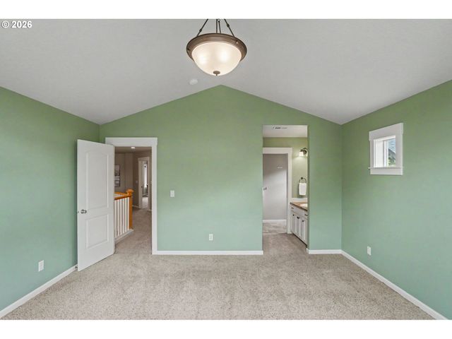 5428 SWALLOWTAIL St, Salem, OR 97306