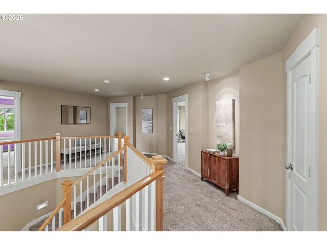 5428 SWALLOWTAIL St, Salem, OR 97306