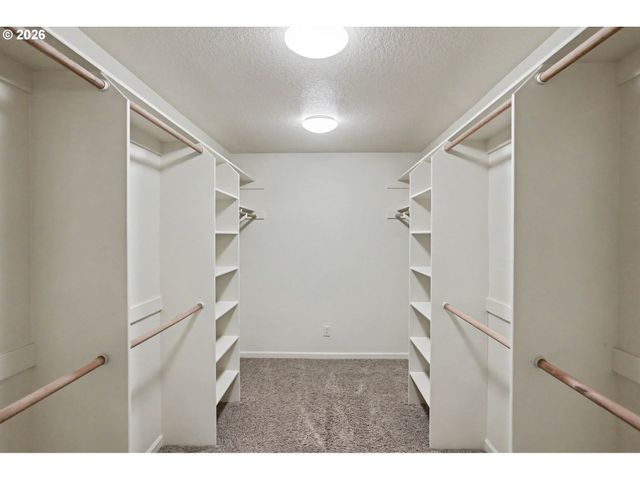 5428 SWALLOWTAIL St, Salem, OR 97306