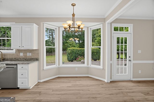 110 Hidden Lake, Fayetteville, GA 30215