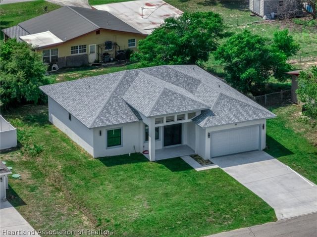 311 N Fondulac Road, Avon Park, FL 33825