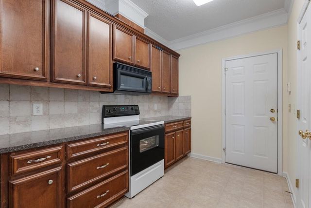 1007 Whitesville Walk Drive, Columbus, GA 31904