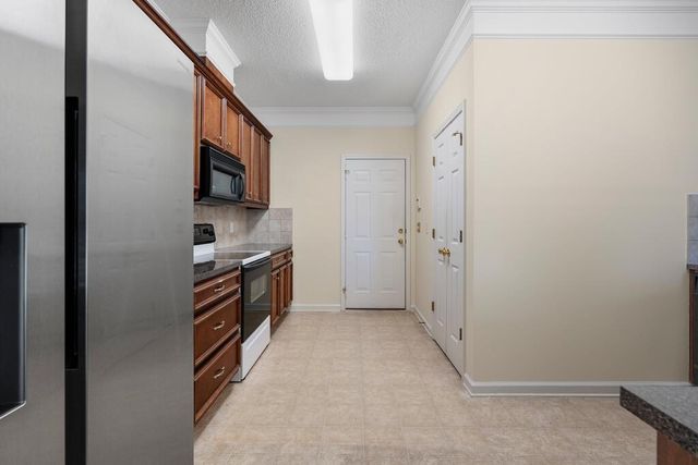 1007 Whitesville Walk Drive, Columbus, GA 31904