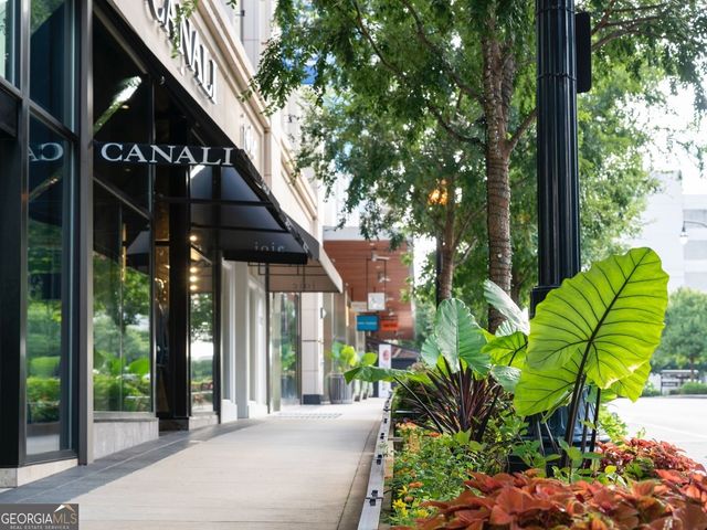 87 Sheridan Drive NE, Atlanta, GA 30305