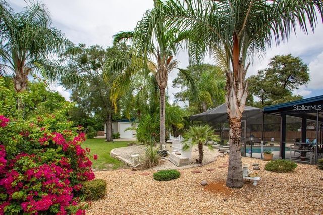 12802 N 53RD STREET, Temple Terrace, FL 33617