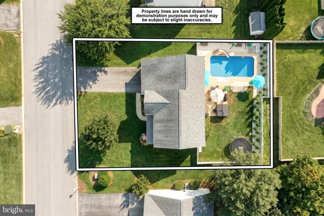 2163 RILLIAN LN, York, PA 17404