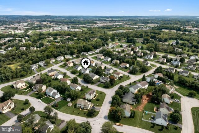 2163 RILLIAN LN, York, PA 17404