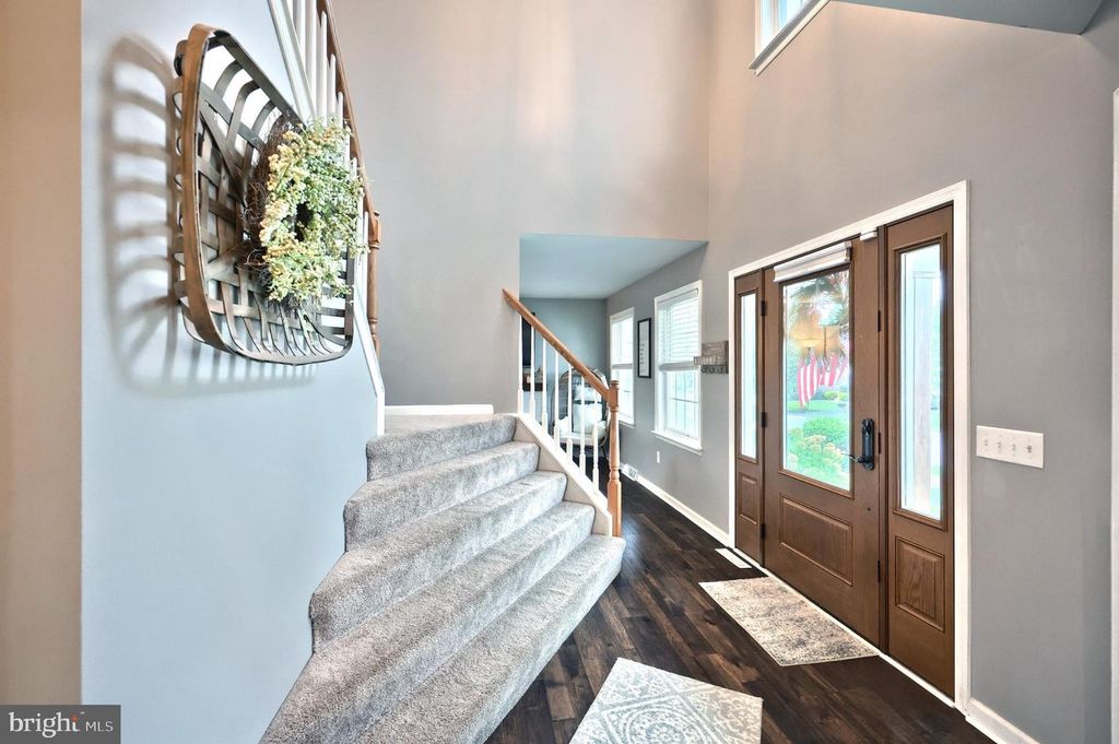 Image 22 of property listing at 2163 RILLIAN LN, York, PA 17404
