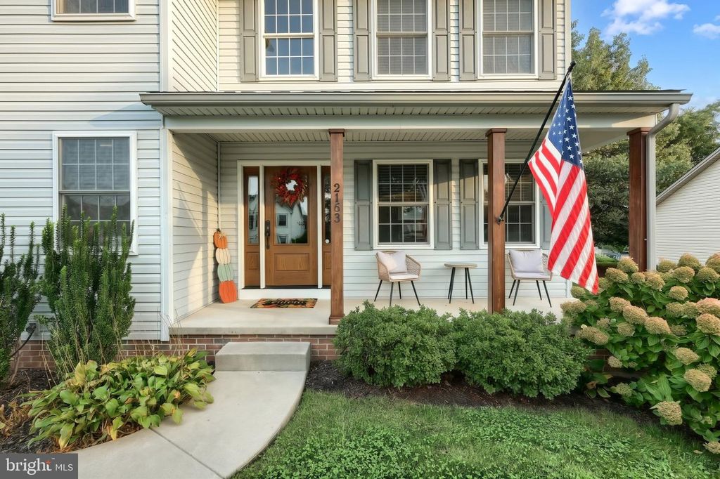 Image 5 of property listing at 2163 RILLIAN LN, York, PA 17404