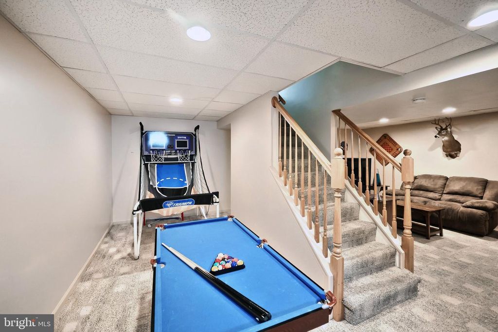 Image 49 of property listing at 2163 RILLIAN LN, York, PA 17404