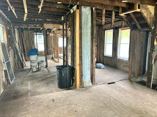 711 W 4th Street, Michigan City, IN 46360