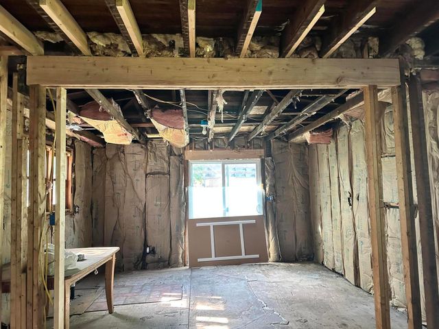 711 W 4th Street, Michigan City, IN 46360