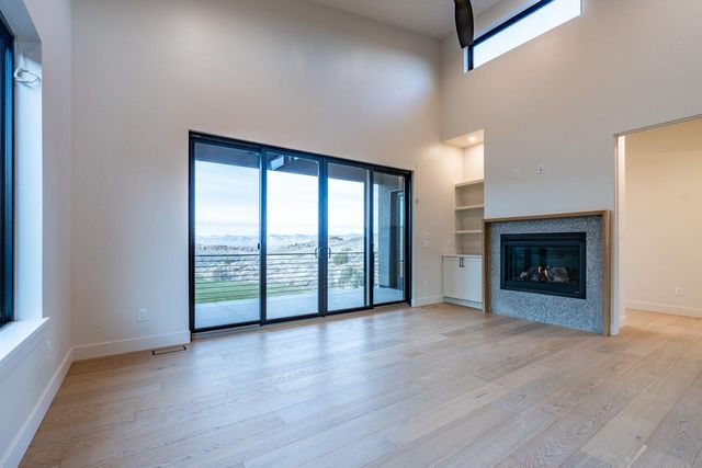 2322 LONETREE, Grand Junction, CO 81507