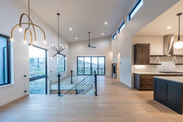 2322 LONETREE, Grand Junction, CO 81507