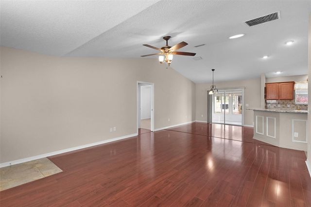 909 ABACO PATH, The Villages, FL 32163