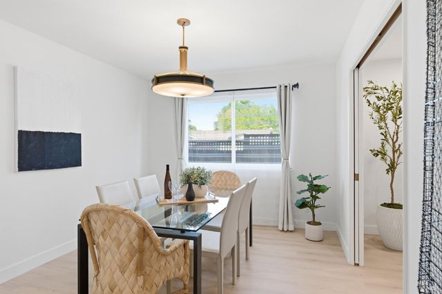 2447 Rigdon St, Napa, CA 94558