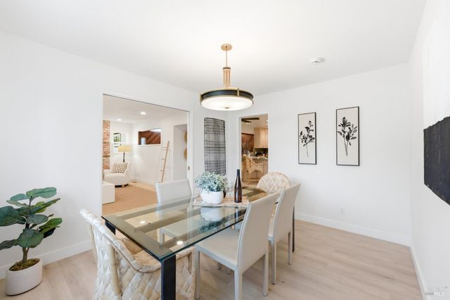 2447 Rigdon St, Napa, CA 94558