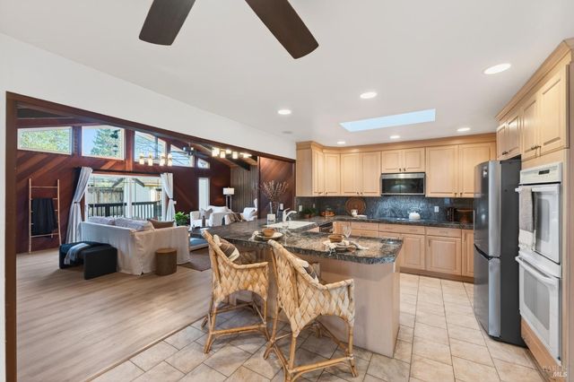 2447 Rigdon St, Napa, CA 94558