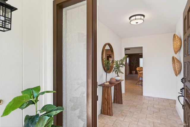 2447 Rigdon St, Napa, CA 94558