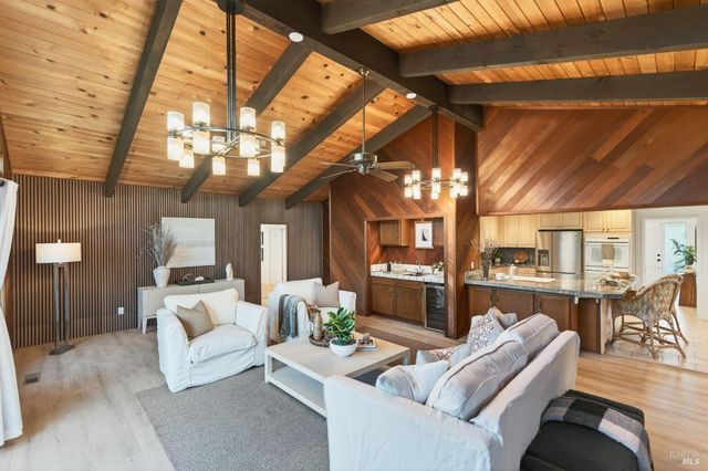 2447 Rigdon St, Napa, CA 94558