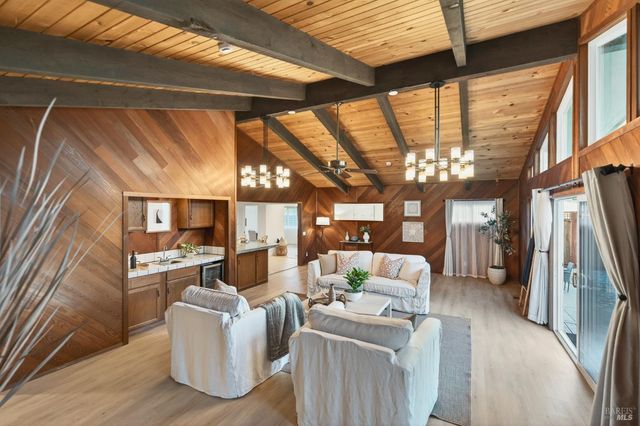 2447 Rigdon St, Napa, CA 94558