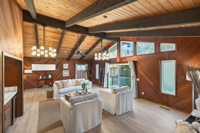 2447 Rigdon St, Napa, CA 94558