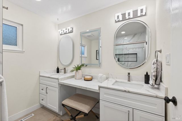 2447 Rigdon St, Napa, CA 94558