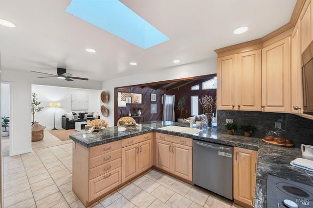 2447 Rigdon St, Napa, CA 94558