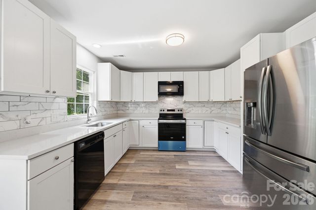 63 Pinckney Street, York, SC 29745