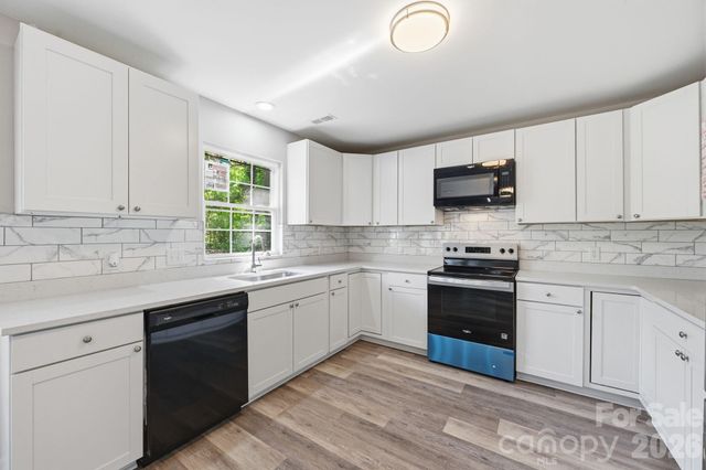 63 Pinckney Street, York, SC 29745