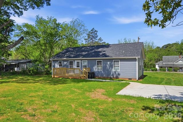 63 Pinckney Street, York, SC 29745