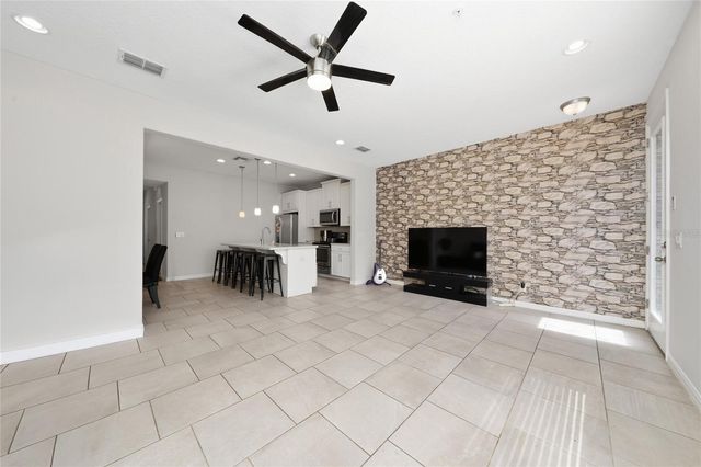 8659 VEDDER LANE, Orlando, FL 32832