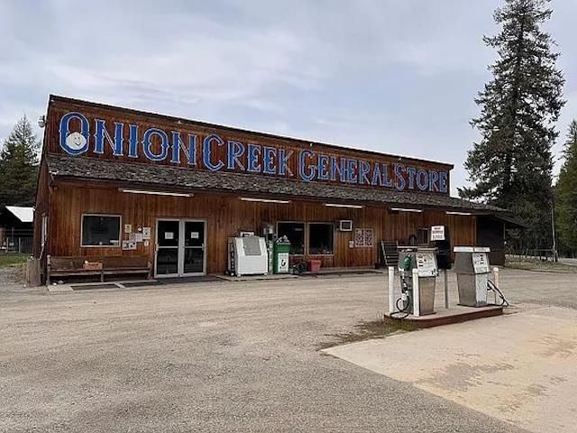 2191 Onion Creek Rd, Colville, WA 99114