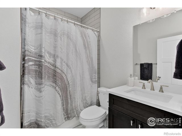 2402 49th Ave Ct, Greeley, CO 80634