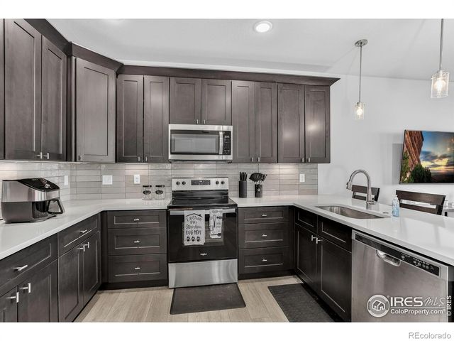 2402 49th Ave Ct, Greeley, CO 80634