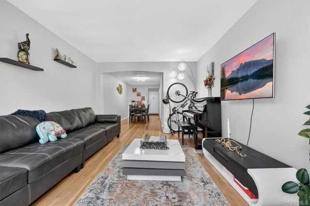 2 Windsor Terrace 6H, White Plains, NY 10601