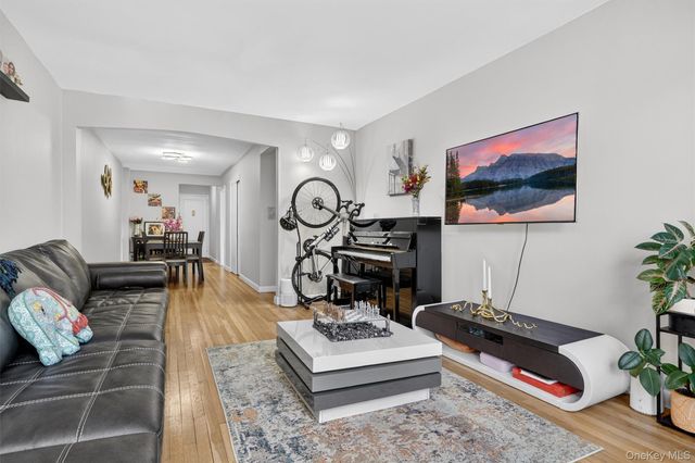 2 Windsor Terrace 6H, White Plains, NY 10601