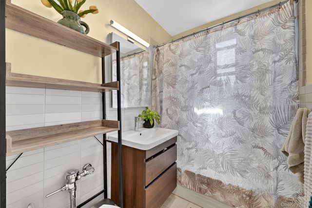 2 Windsor Terrace 6H, White Plains, NY 10601