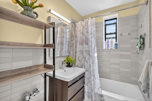 2 Windsor Terrace 6H, White Plains, NY 10601