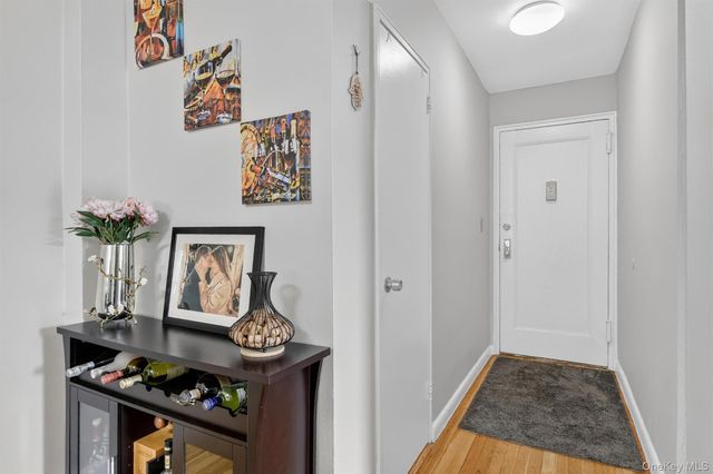 2 Windsor Terrace 6H, White Plains, NY 10601